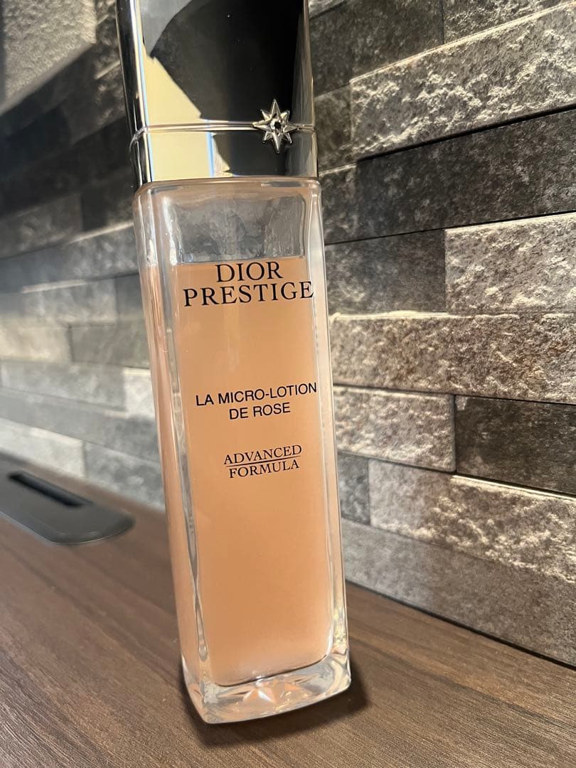 Dior プレステージ マイクロ ローション ド ローズ 150ml ディオール / プレステージ マイクロ ローション ド ローズ 150mlの
