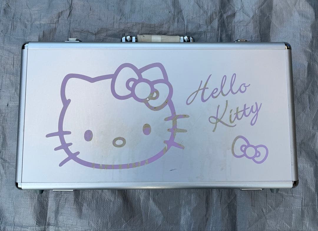 1207）ハローキティ 麻雀セット 台湾 まちゅ×ハローキティ 合同麻雀セット MACHILL - Pinkoi