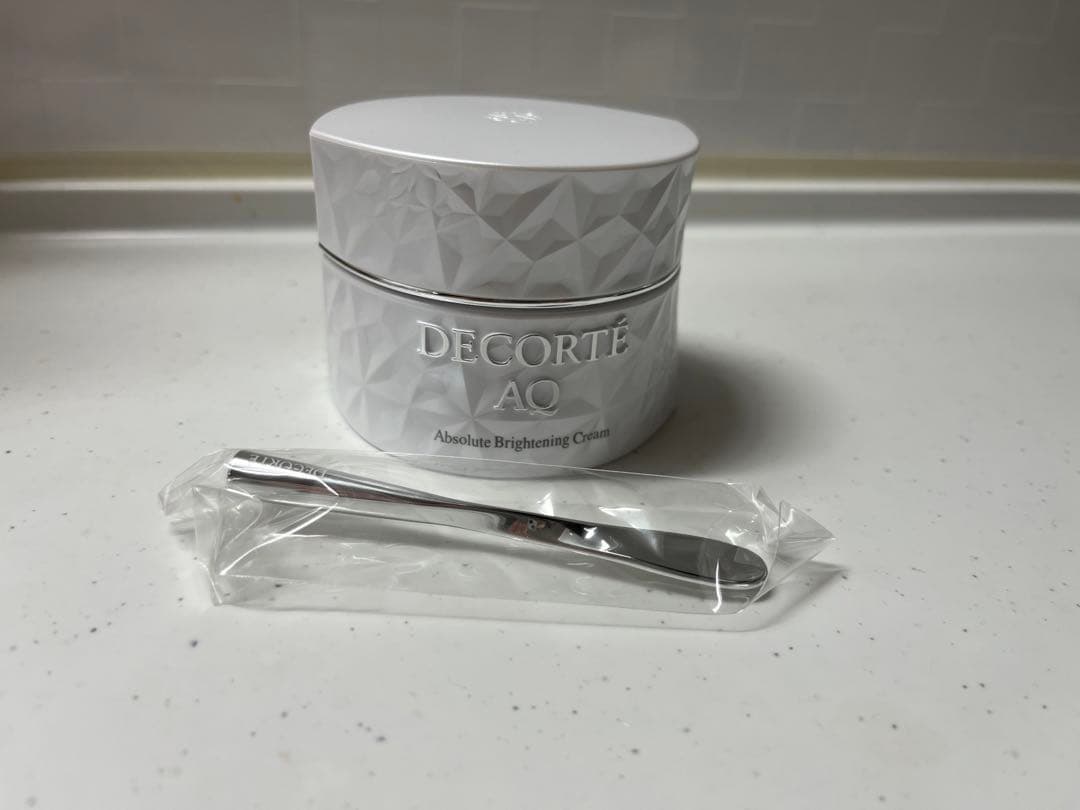 DECORTÉ AQ Absolute Brightening Cream