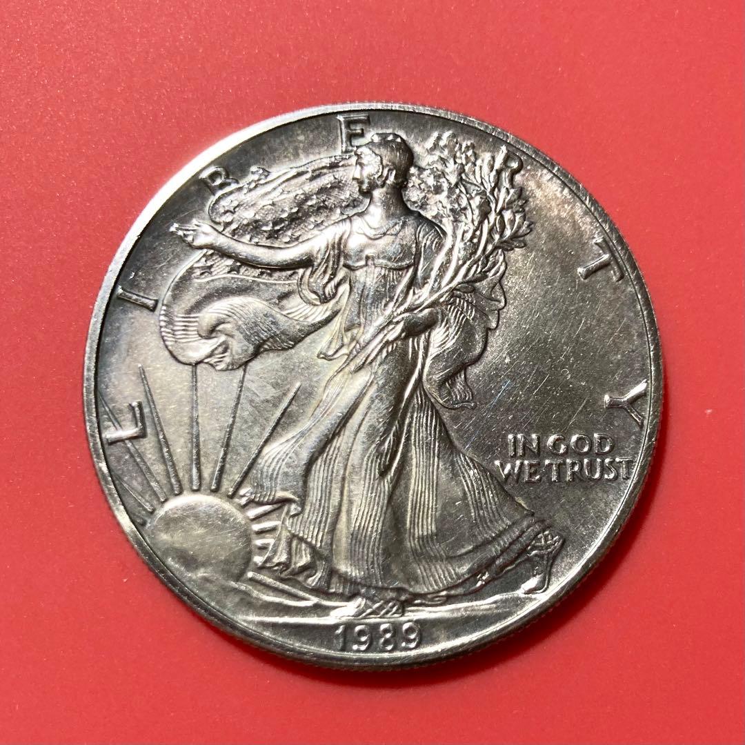 アメリカ　イーグル銀貨　1オンス　31.4g　1989　ケース付　古銭