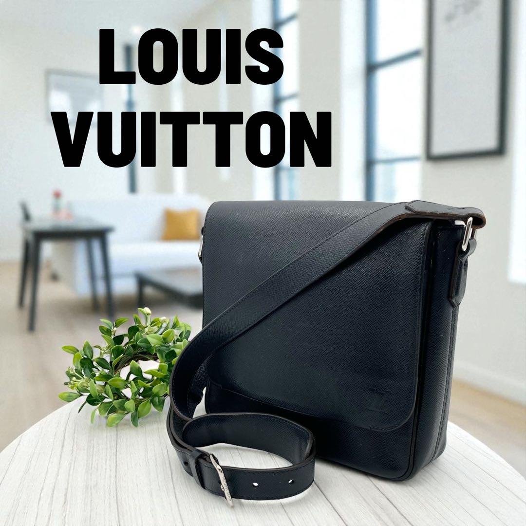 ルイヴィトン タイガ メッセンジャーバッグ ネイビー LOUIS VUITTON（ルイ・ヴィトン） ルイ ヴィトン 斜め掛けショルダー