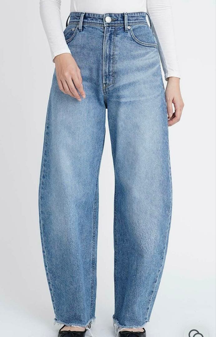 YANUK ヤヌーク　カーブテーパード \