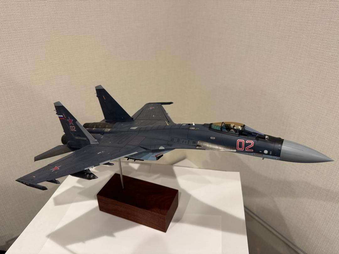 SU-35S フランカーE 1/48 完成品 木製スタンド付き GWH 1/48 Su-35S フランカーE 完成画像 | JUNSANのミニチュア航空博物館