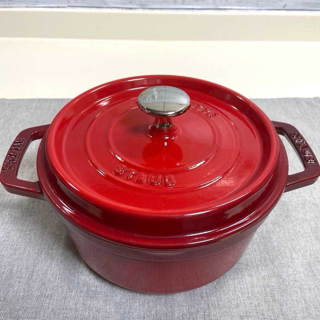 【美品】STAUB ストウブ　ピコココット　ラウンド18cmレッド