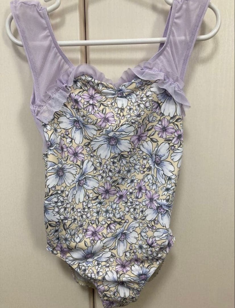 〜新品未使用〜stina スティナ レオタード ジュニアjr P 120-130