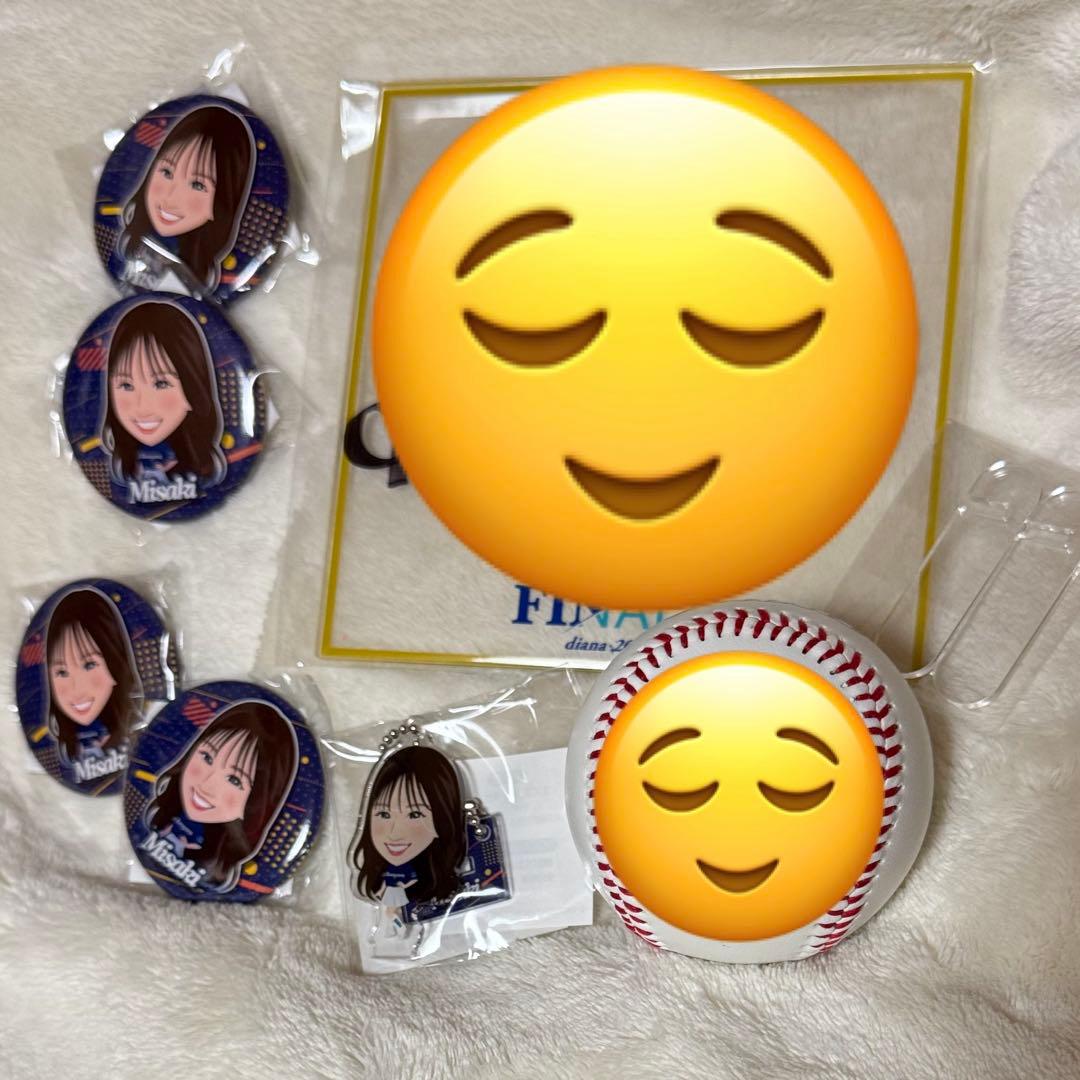 diana Misaki サインボール　アクリルサイン色紙　缶バッジ　アクキー 2024aruseBD_setB_cb7883ee-5fe0