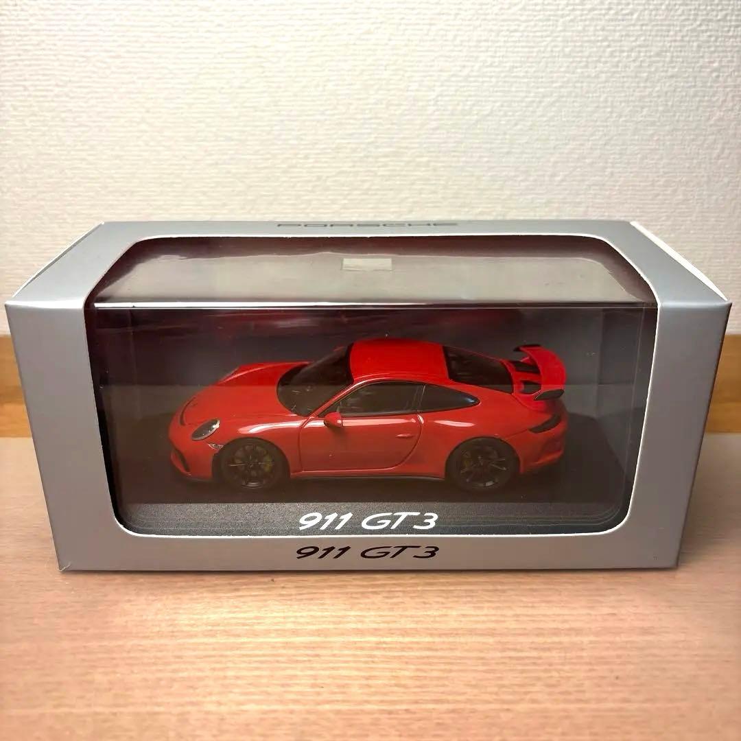 ミニチャンプス　ポルシェ 911 991 GT3 1/43 ミニカー　レッド