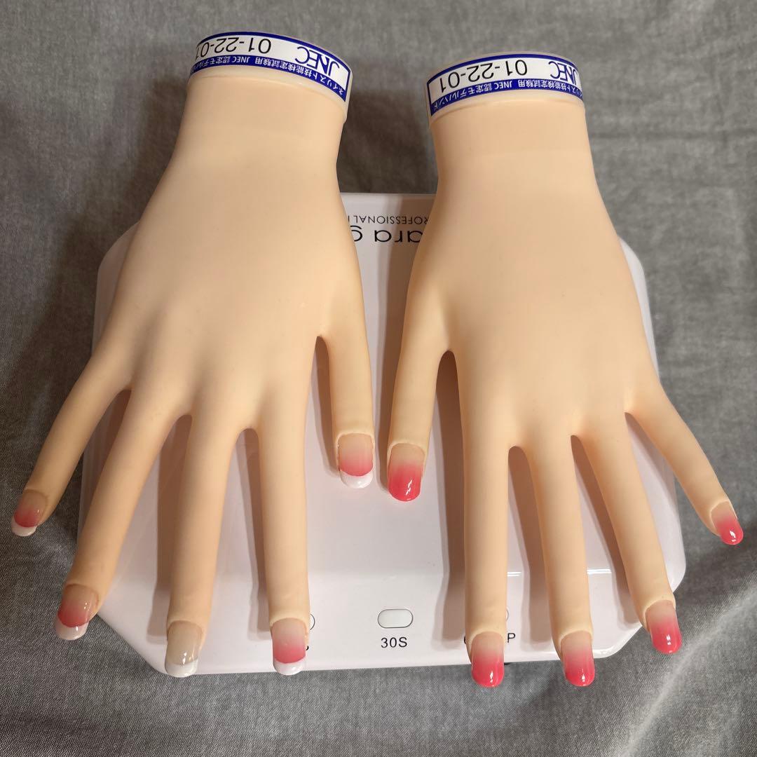 JNEC 認定モデルハンド　骨折なし　美品　両手