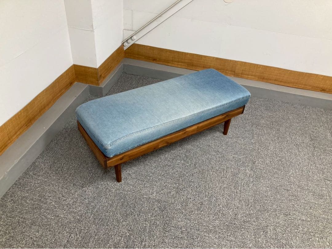 うぃりー 　SWELLA スウェラ　ベンチソファ　直接引取り可　pga90 unico / ウニコ SWELLA / スウェラ シリーズ ソファダイニング3点