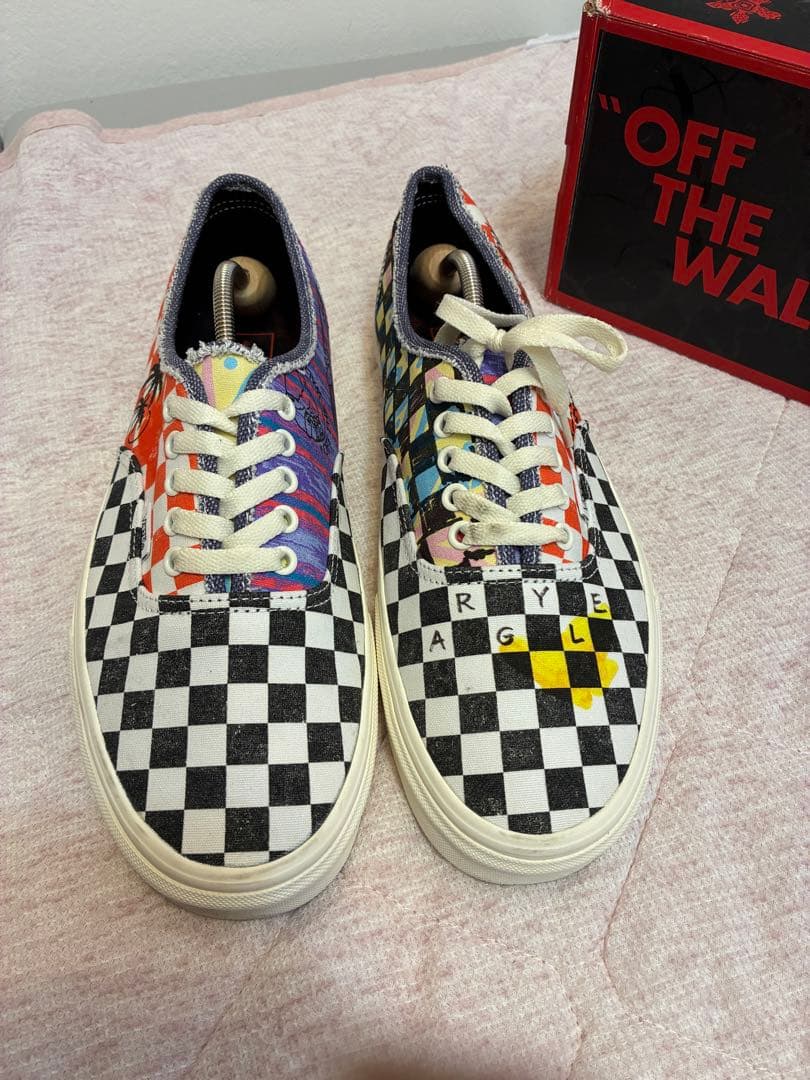 vans × ストレンジャーシングスコラボ スニダンで購入可】8/26発売 Stranger Things × Vans collection 抽選