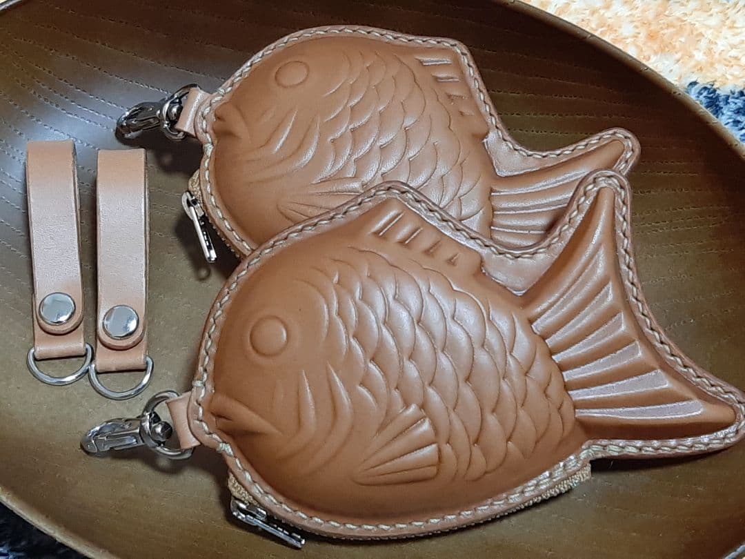 【suppogui様】専用品　革のたい焼きポーチ　本革