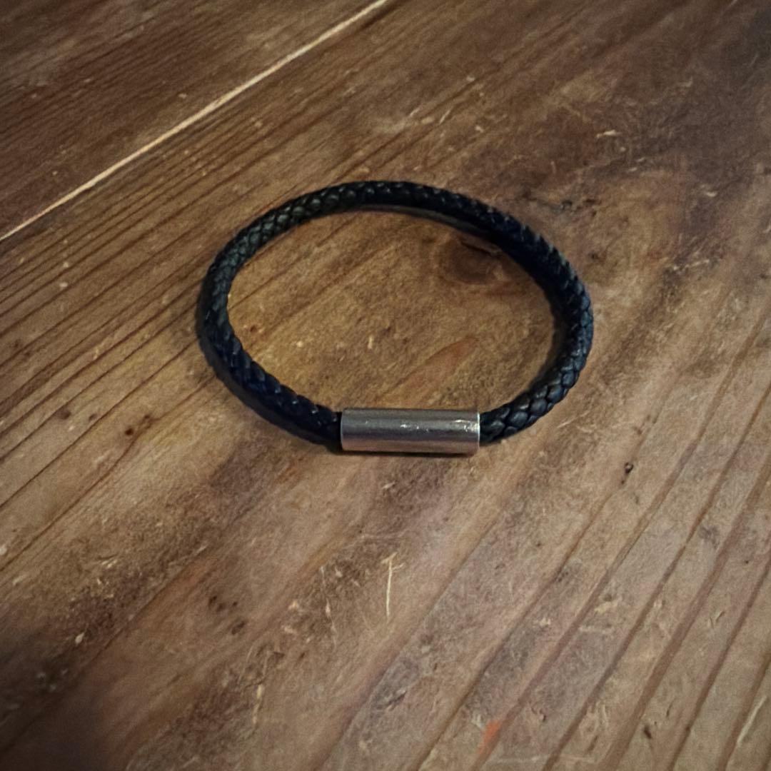 HERMES エルメス レザーブレスレット 《ゴリアテ》