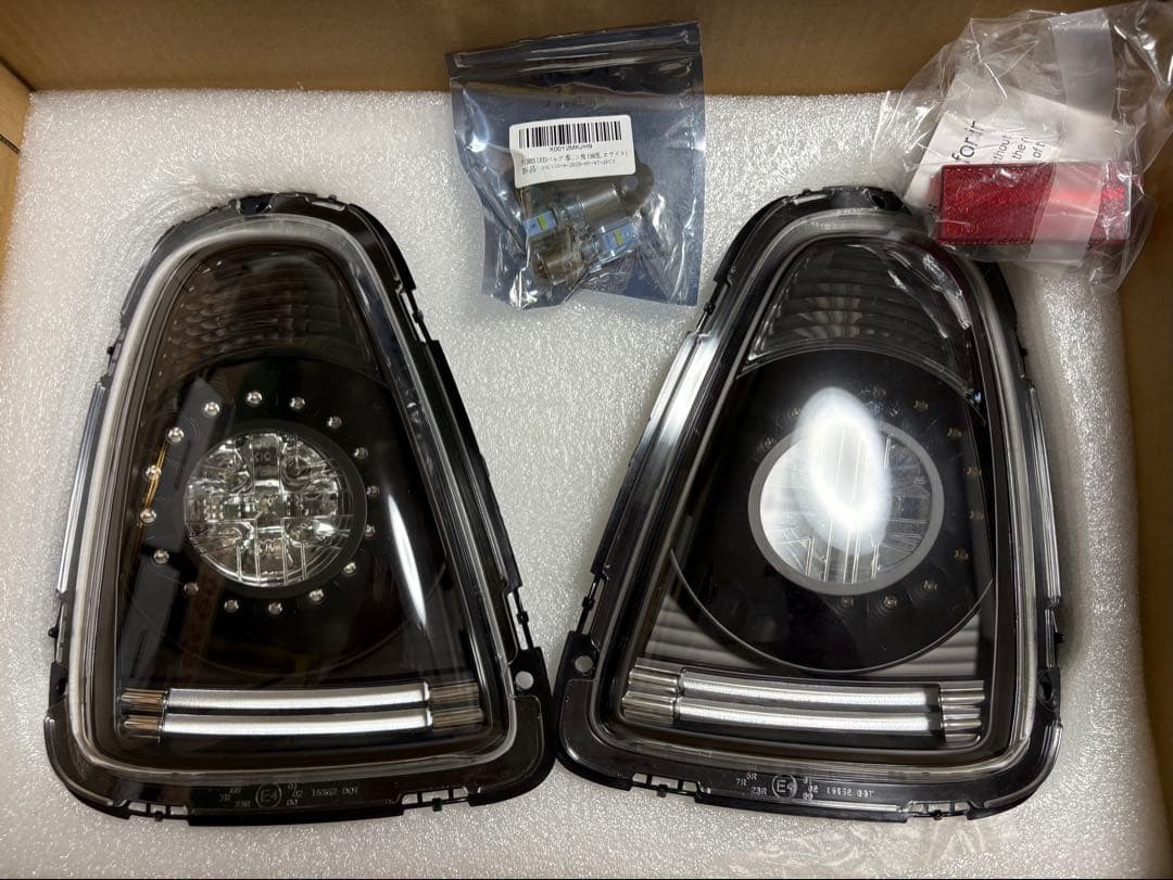 【引き取り値引きます！】ミニR56前期用LEDテールライト　アルバートリック社製