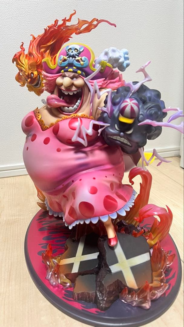 ワンピース ビッグ・マム フィギュア