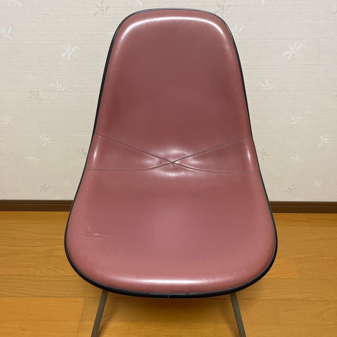 イームズ　ナウガレザー　hベース