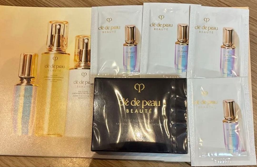 値下げ交渉❤️クレドポーボーテ　タンプードルエクラⅡ　オークル00　レフィル