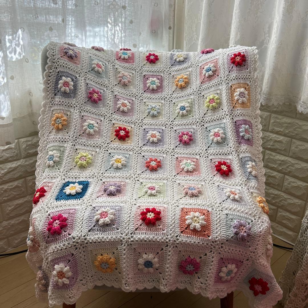 ぷっくり。お花のモチーフ編み マルチカバー ブラケット