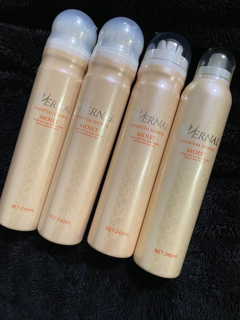 新品未開封 ヴァーナル エッセンシャルシャワー モイスト