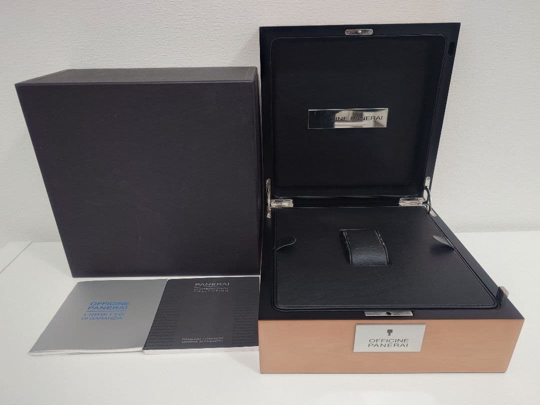 パネライ ウォッチボックス ウォッチケース 時計ケース 木箱 空箱 冊子 鍵付き