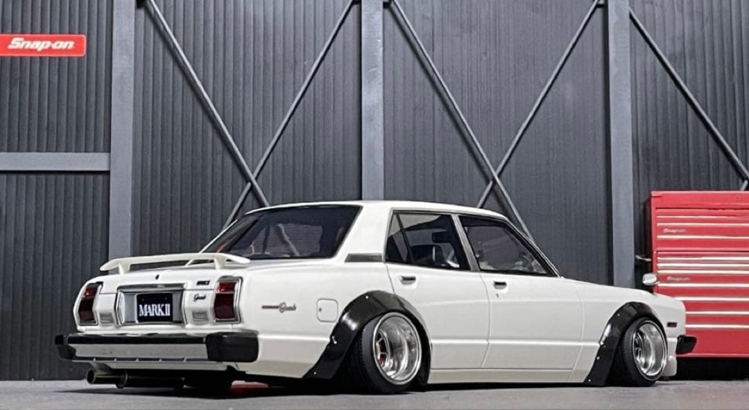 未使用1⁄18 1/18ミニカー IG ブタ目マークII新品【改】カスタム