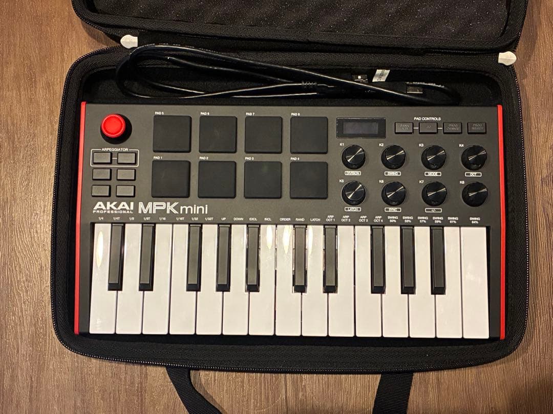 AKAI MPK Mini MK3 MIDIキーボード(本体・ケーブル・ケース)
