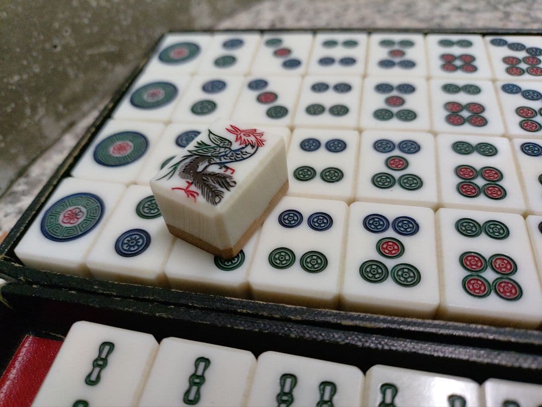 背竹牌ベークライト　極美品　麻雀牌　セット　花牌　予備牌揃い 麻雀牌セット 竹牌 - メルカリ