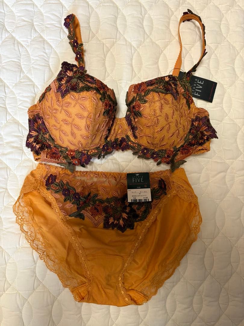 STUDIO FIVE ブラジャーショーツセット D70 M