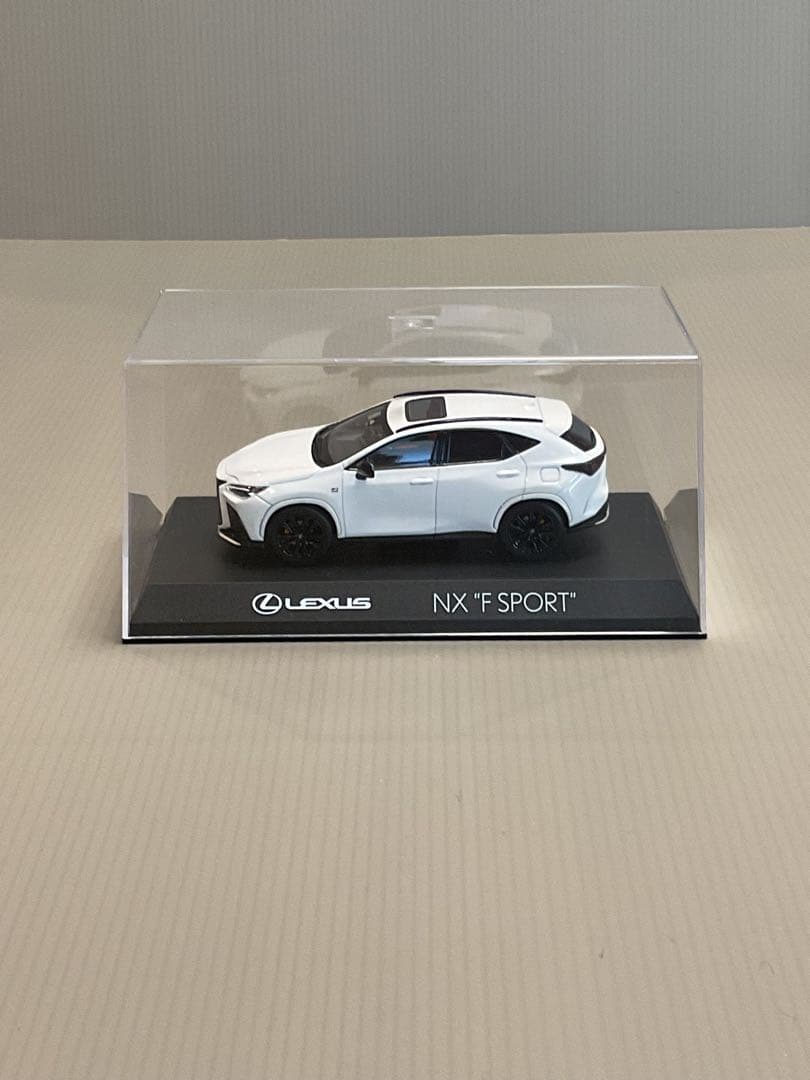 レクサスNX350h F SPORT 1:43 Fスポーツ　京商1/43