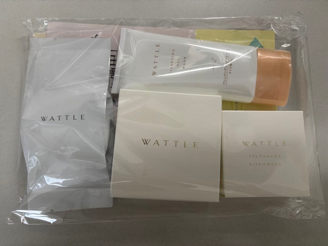 WATTLE ワトルクッションファンデ パウダー クレンジングジェル ４点セット