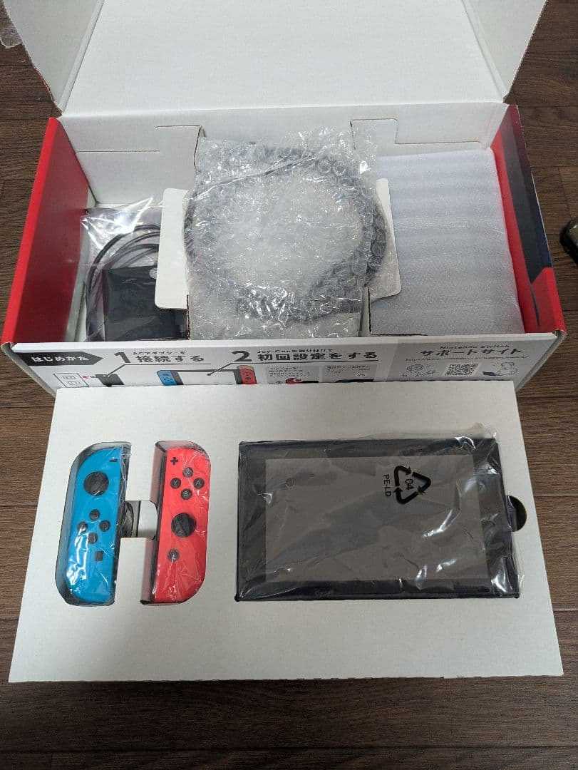 Nintendo Switch New ネオンブルー レッド 本体