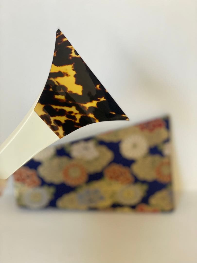 三味線　鼈甲　バチ【ケース付き】