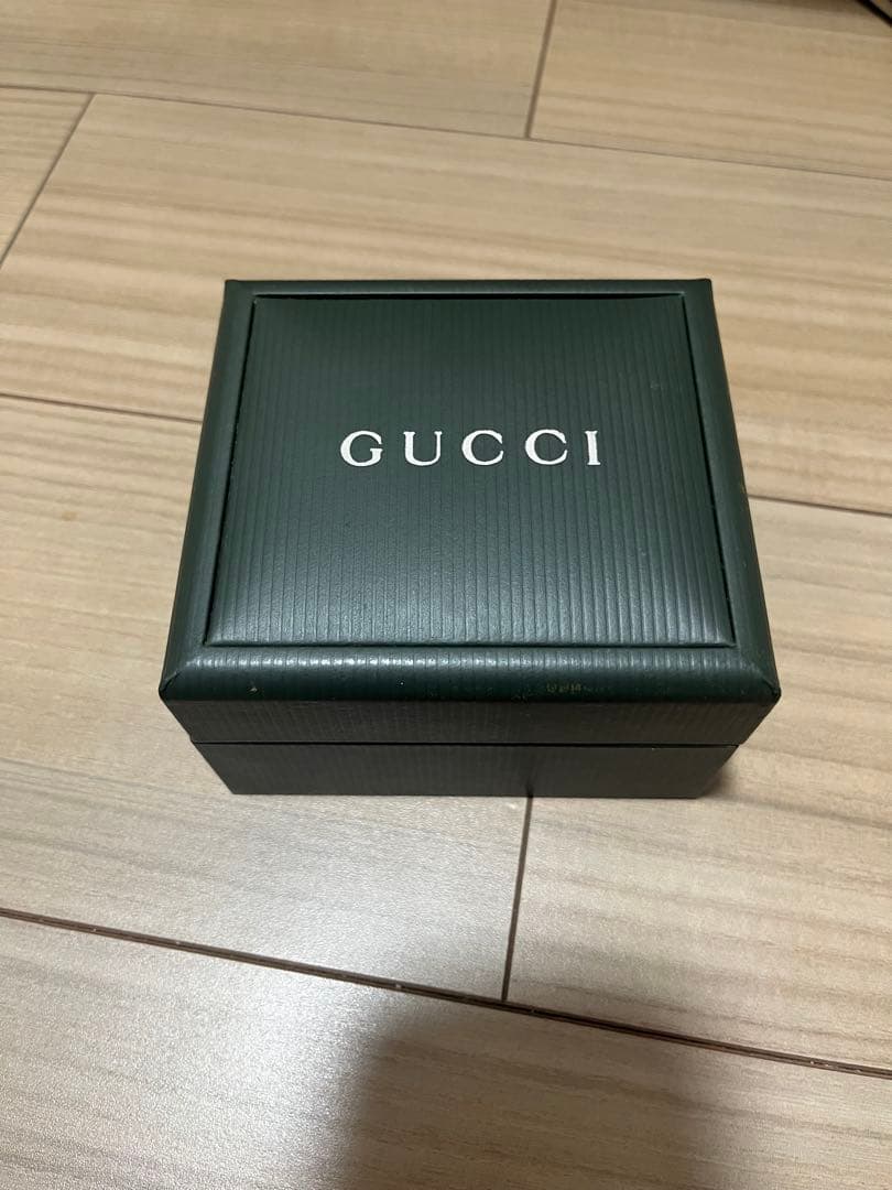GUCCI 時計 カラフルリングセット