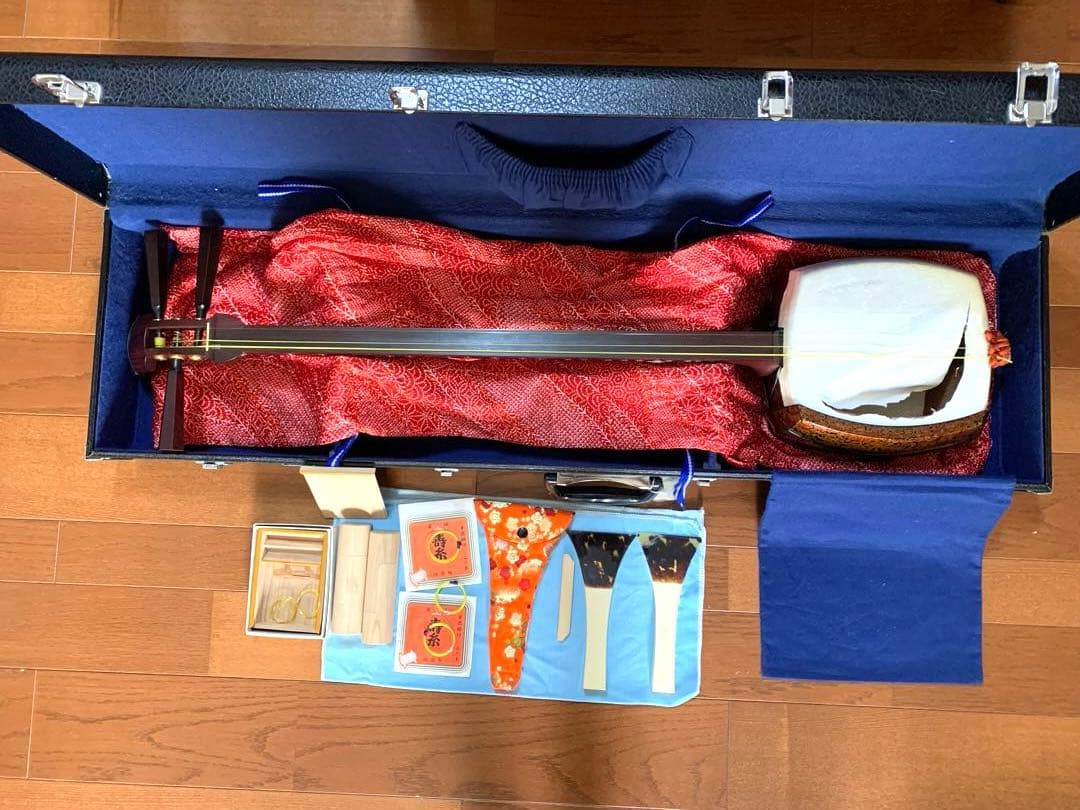 津軽三味線と付属品セット
