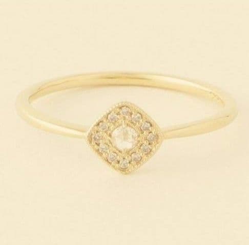 美品　agete　アマデトワールリング