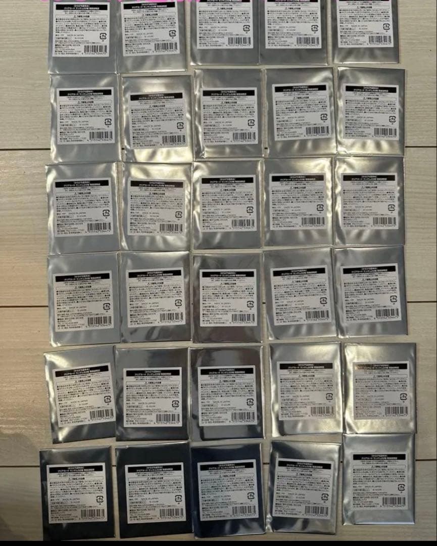 カラフルピーチ からぴち夏休み　ひらかたパーク　クリアカード３０枚　おまけ有り