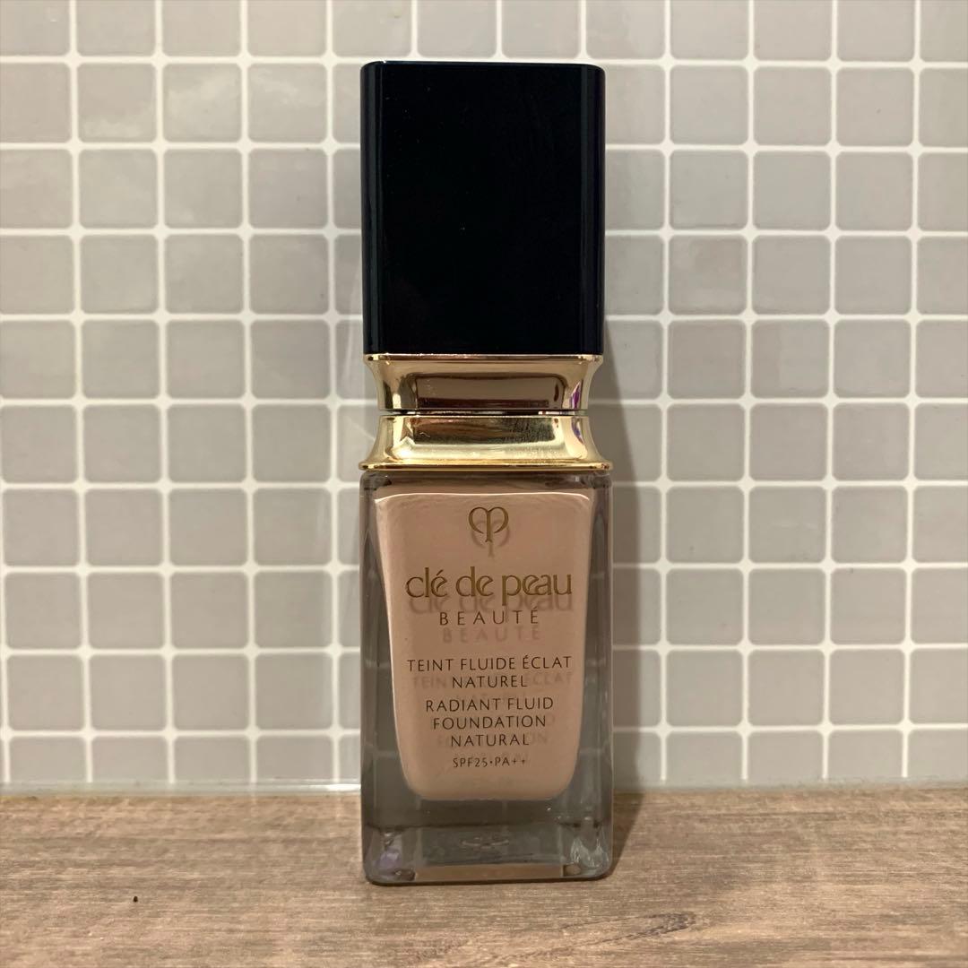 クレ・ド・ポー ボーテ フィニッシュ エクラ ナチュレル ピンクオークル10