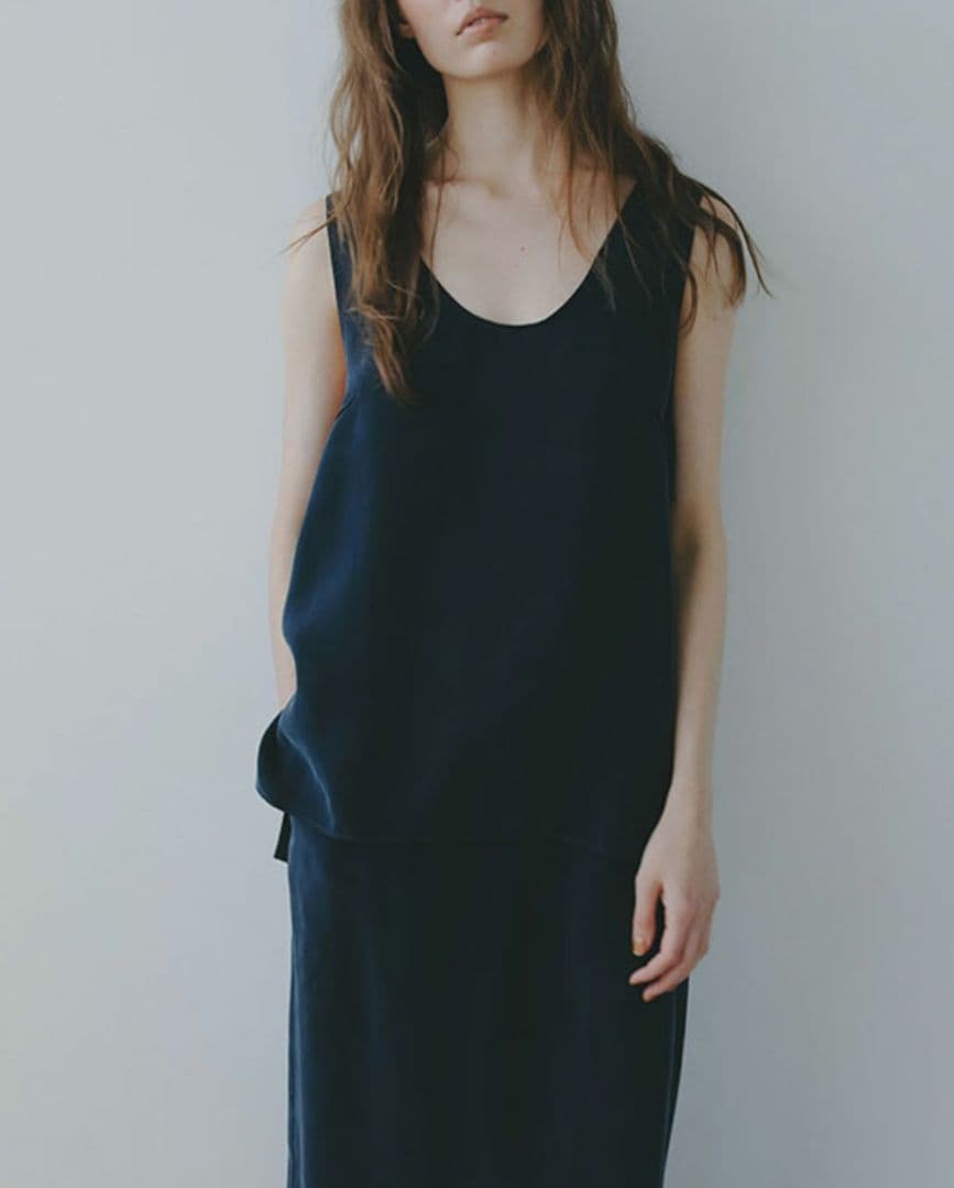 ETRE TOKYO キュプラタンクトップ