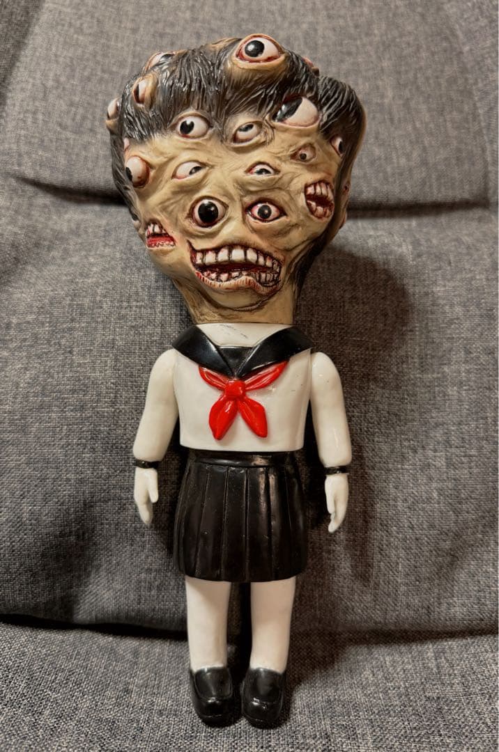 暗黒エンターテイメント　ソフビ2 墓場の画廊5周年】ソフビ企画告知第二弾！「暗黒エンターテイメント