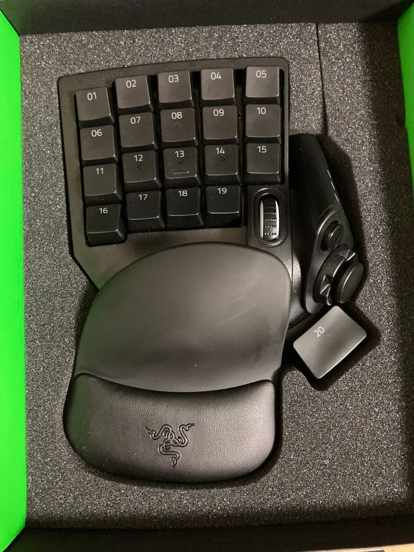 キーボード Razer TARTARUS PRO