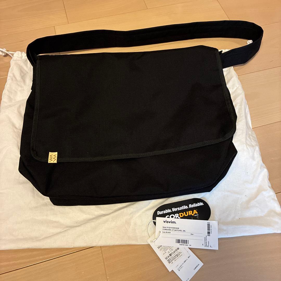 Visvim極美品メッセンジャーバッグブラック24L