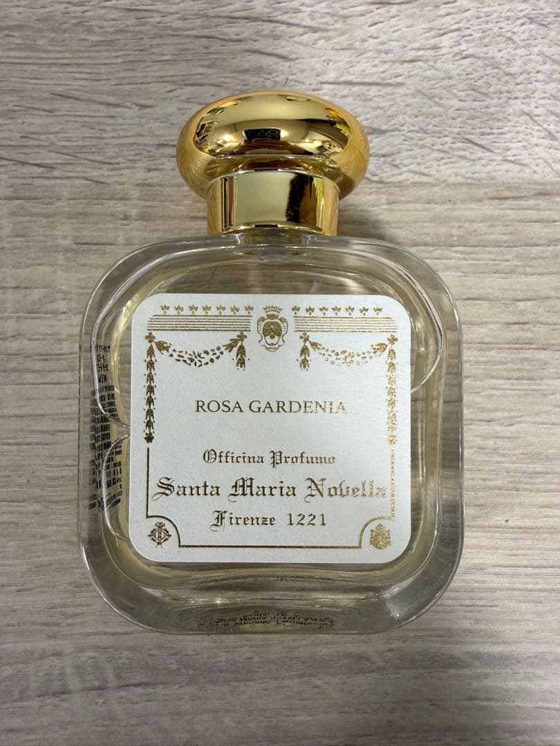 香水　ローザガーデニア　サンタマリア