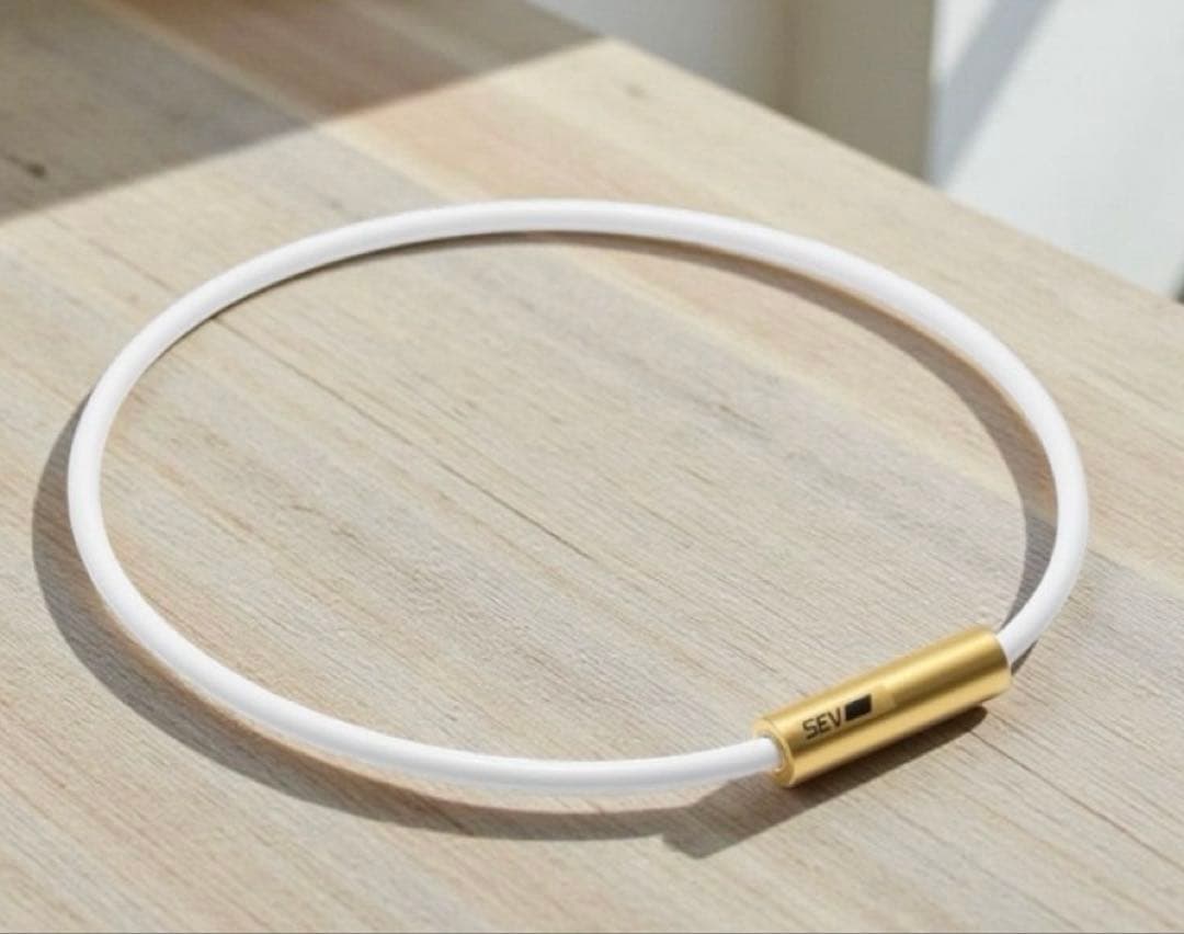 SEV Looper White × GOLD 46cm