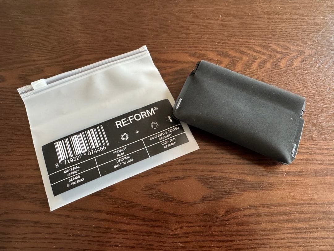 RE-FORM ブラック ケース