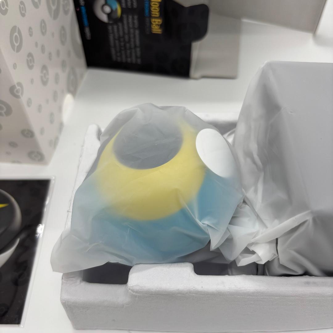 新品・正規品】ポケモン ムーンボール レプリカ - メルカリ