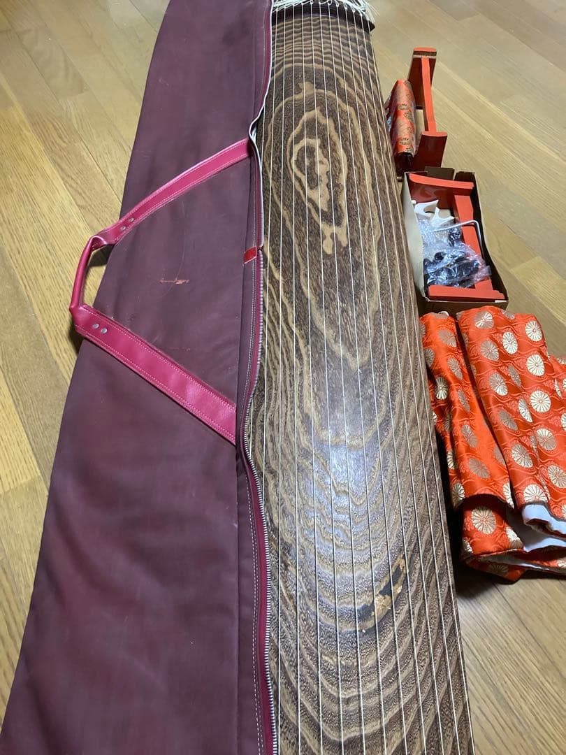 十三絃琴／40年以上物／付属品あり／和楽器