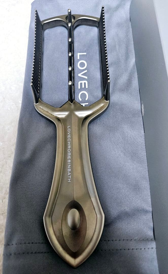 LOVECHROME INBATH PADDLE COMB　美品