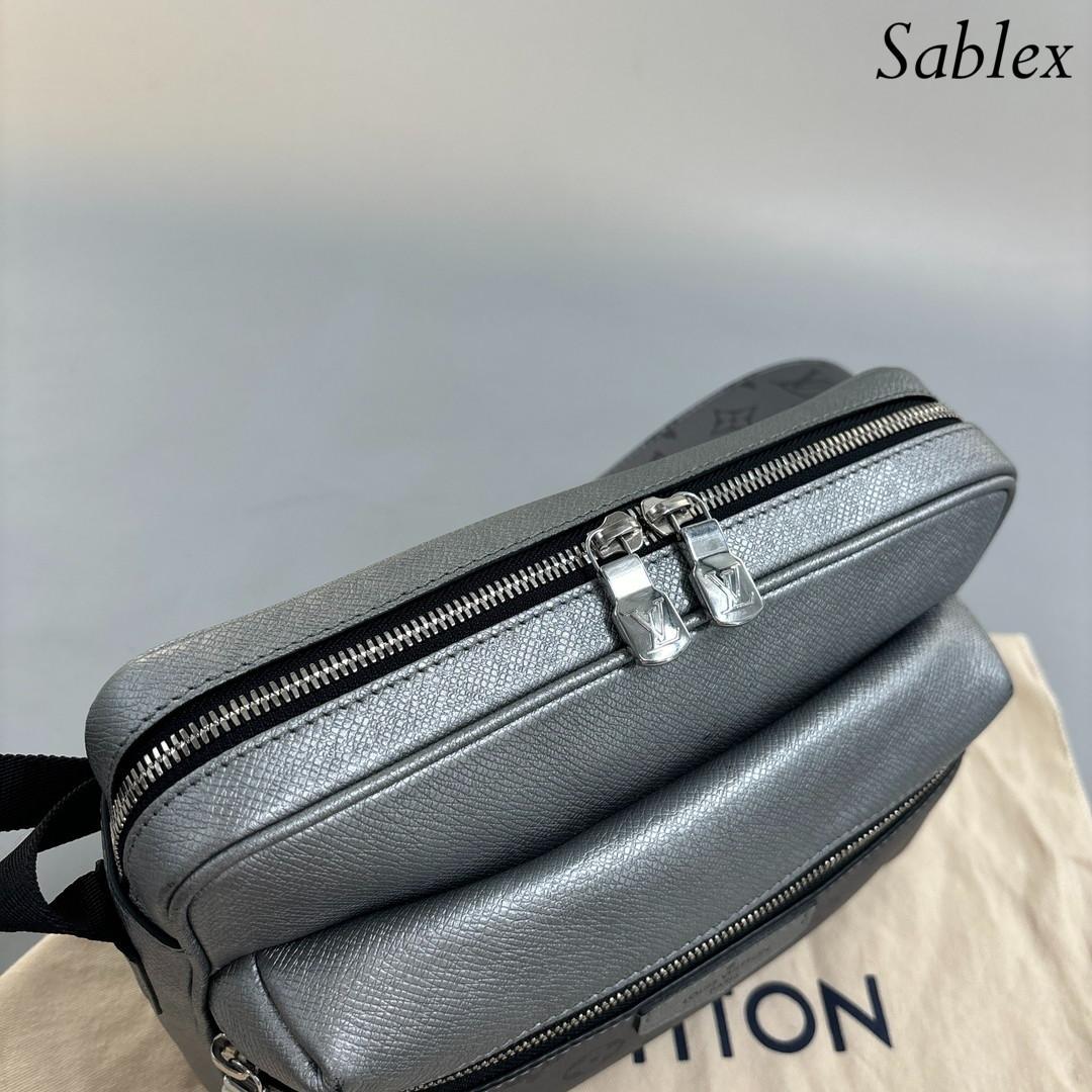 新品同様/RFID】ルイヴィトン タイガラマ アウトドア メッセンジャー