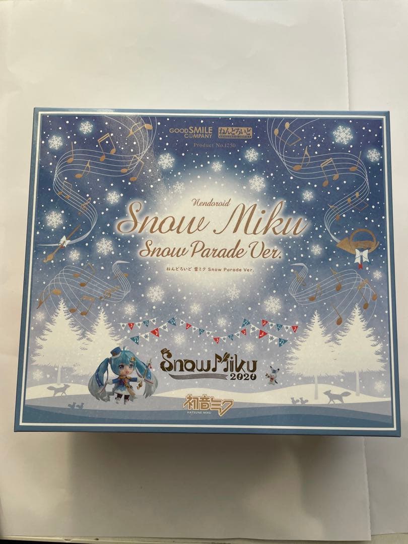 ねんどろいど　初音ミク　雪ミク　 parade ver.