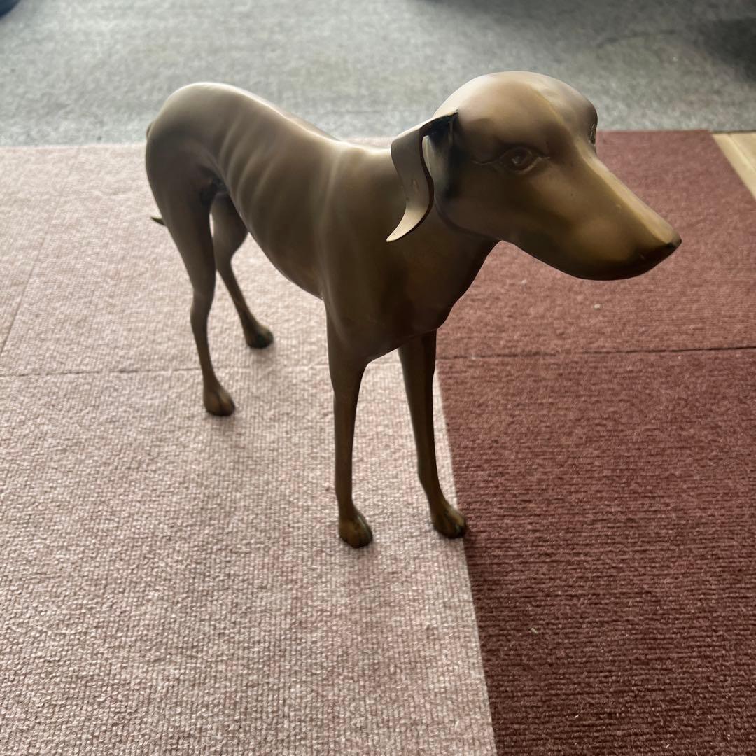 犬の置物 イングリッシュグレイハウンド 真鍮製？ オブジェ