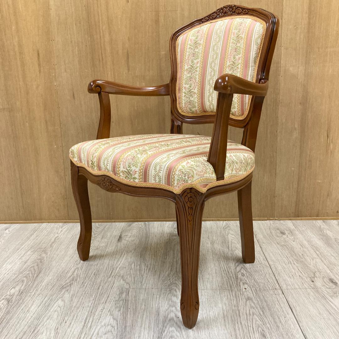 イタリア 　猫脚　アームチェア 　椅子　ダイニングチェア　クラシック 　A